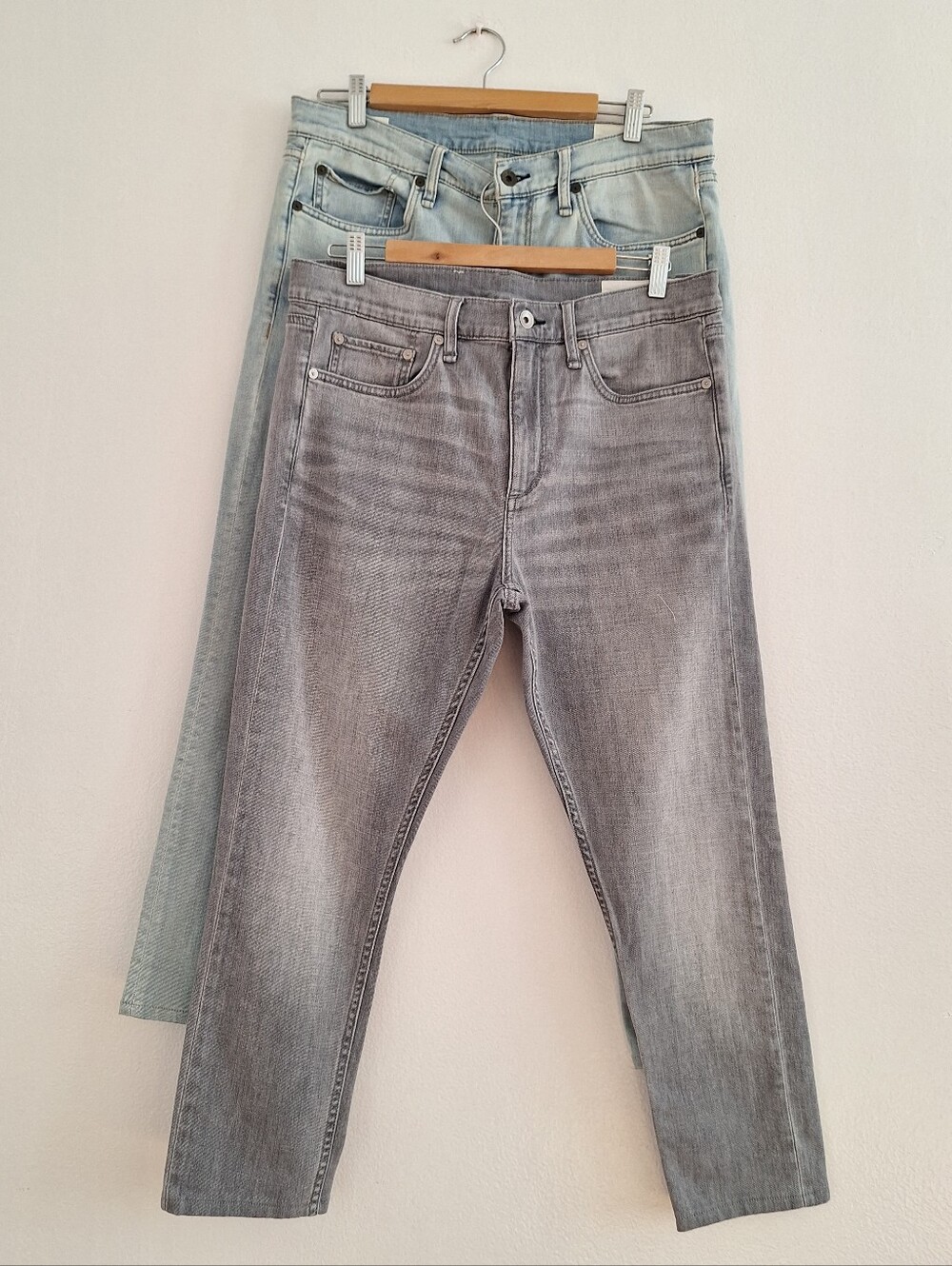 Bundle rag & bone Men's Slim Straight Grey Jeans
